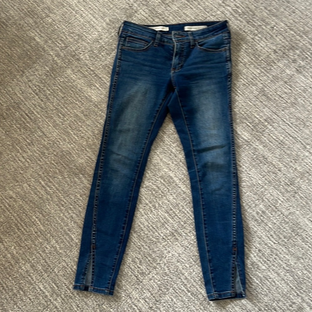 Ankle cut Pilcro and the Letterpress jeans!